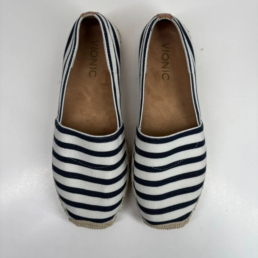 Vionic Valeri Women's US 7 Striped Casual Flats Slip-On Espadrille Comfort Shoes